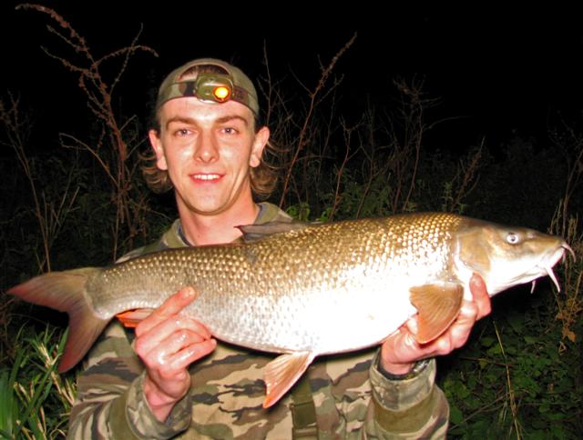 ../tools/UploadPhoto/uploads/barbel_10lb9oz_100109_large.jpg